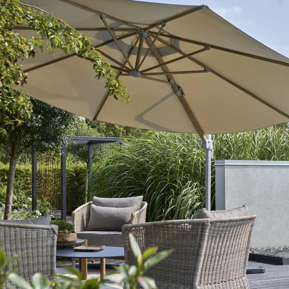 Luzzi Hængende parasol Ø350 cm Light grey/khaki