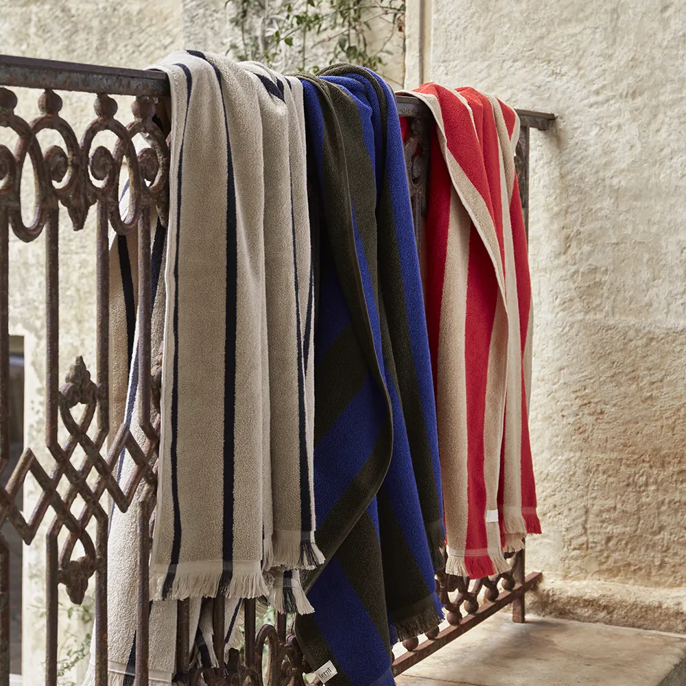 Badehåndklæde i økologisk bomuld Alee