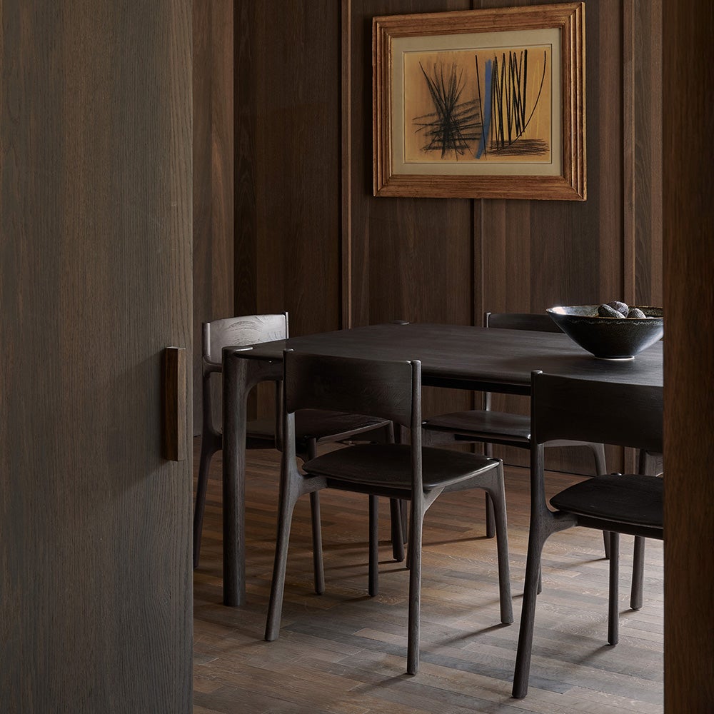 PI Spisestol Lakeret Eg Brun