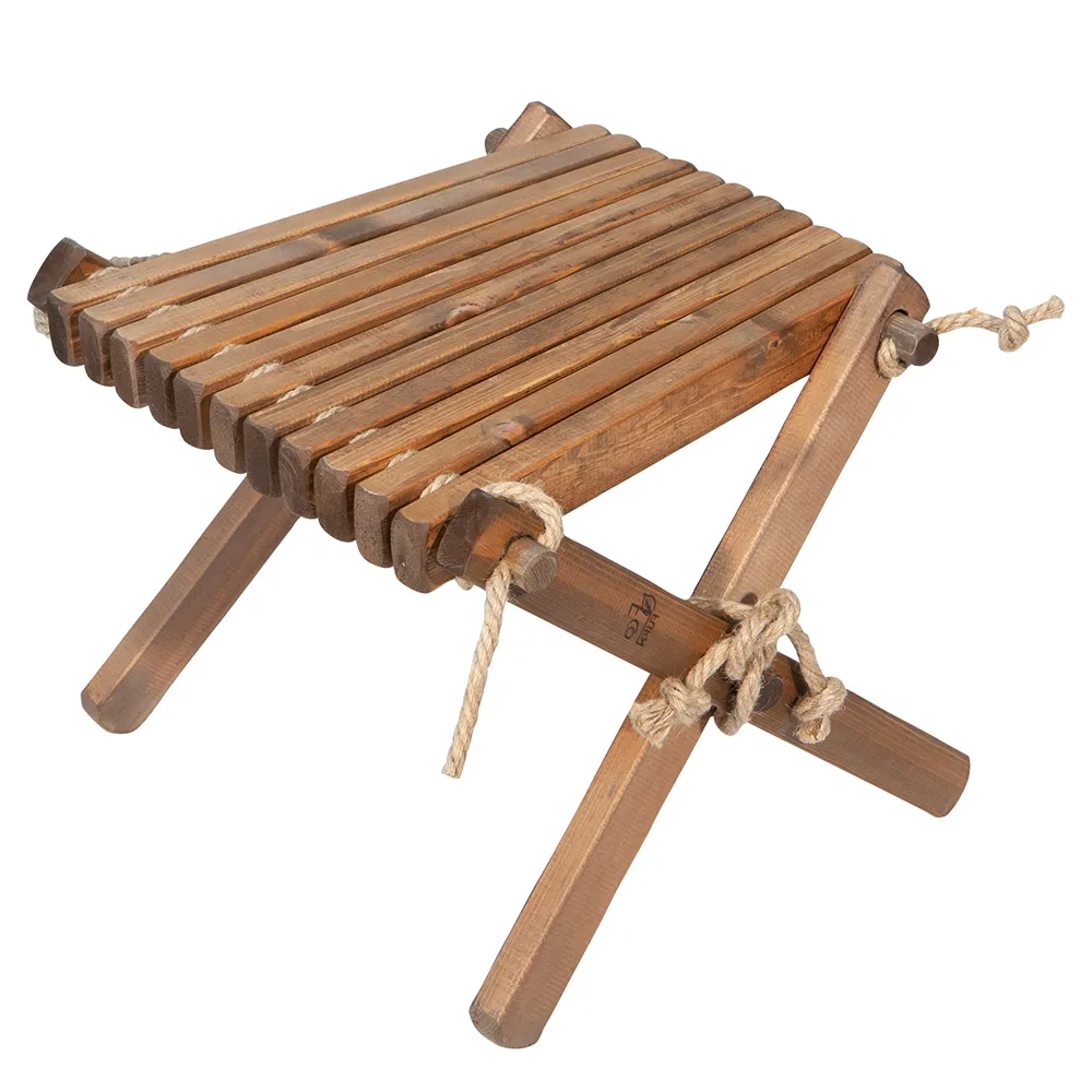 Hillerstorp, Lilli fodskammel i brunolieret fyrretræ