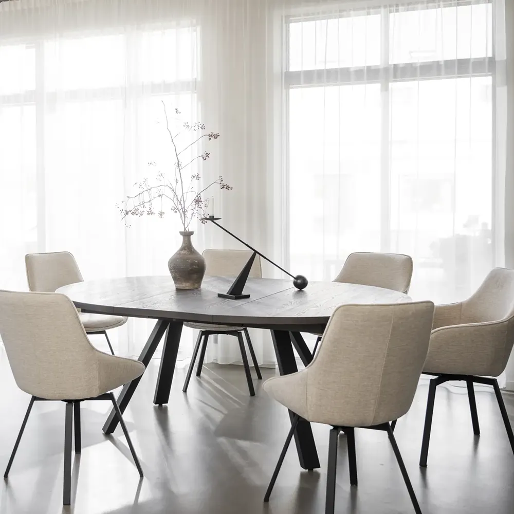 Maddock spisebord Ø135 cm brun eg