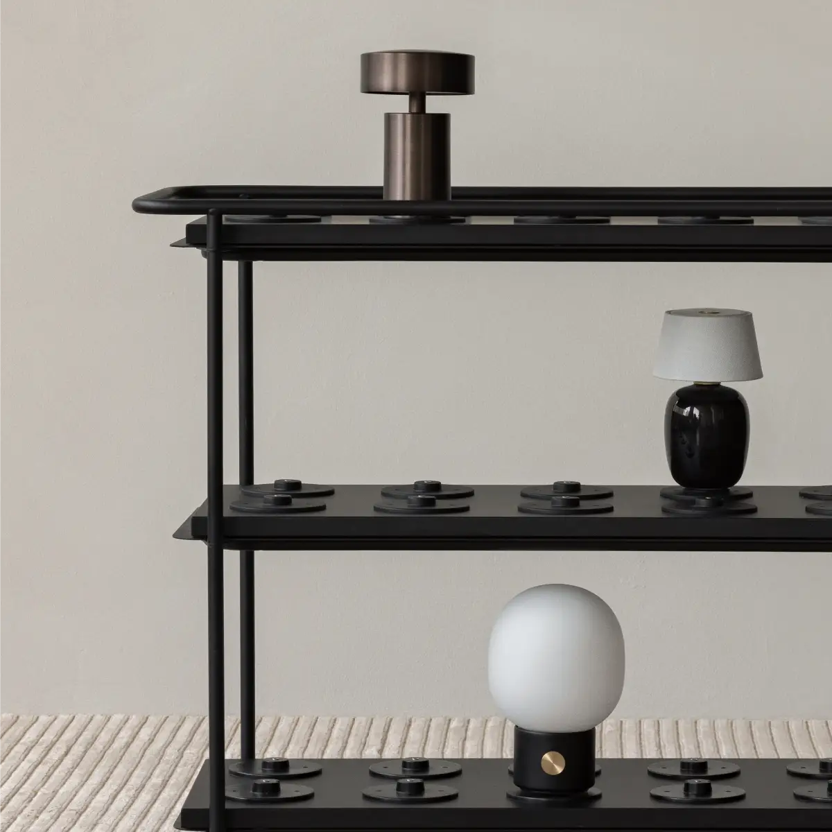 Torso Bærbar Lampe Sort