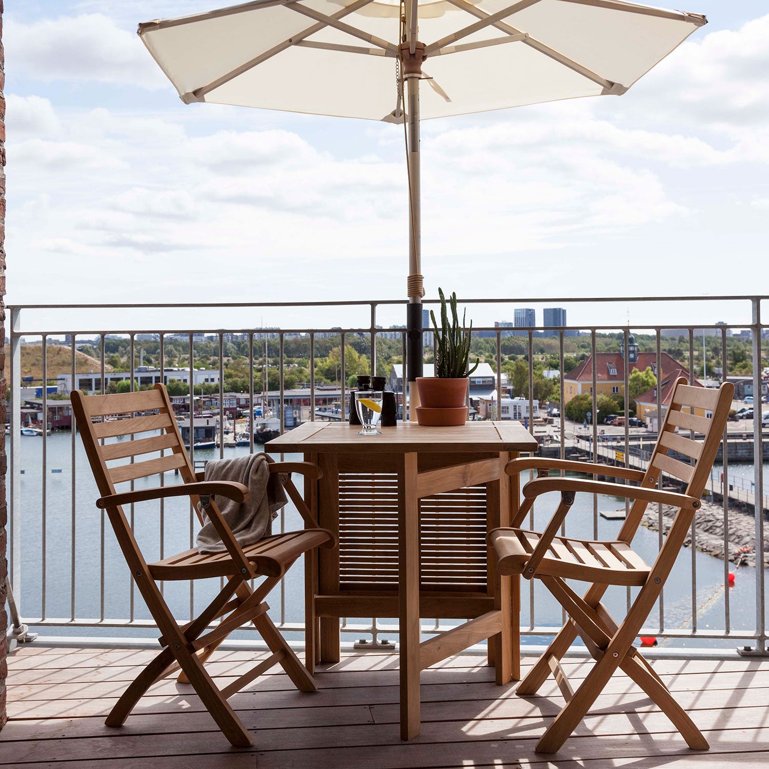 Butterfly 65x130 cm balkon bord teak