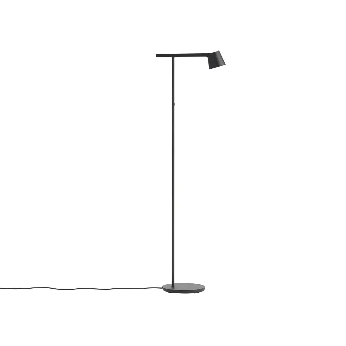 Tip Gulvlampe Black - Muuto - Stue - Aluminium