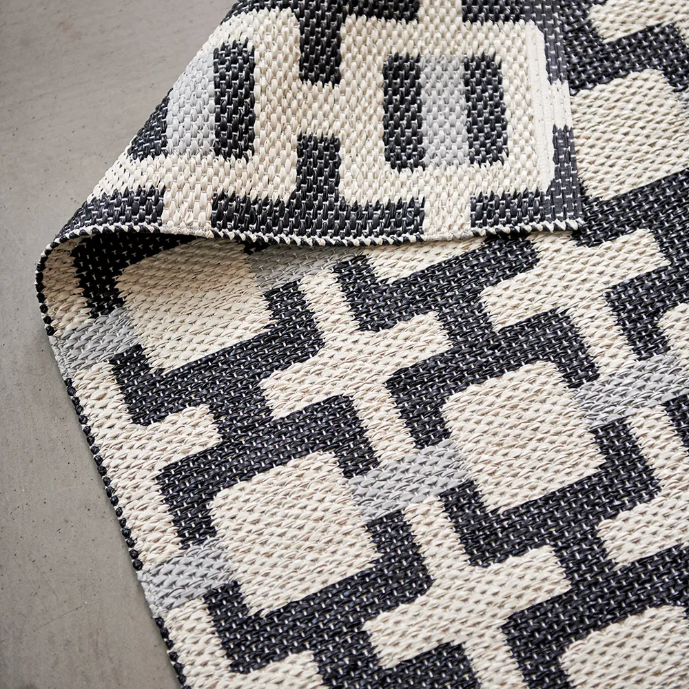 Tom tæppe Black/Cream/Warm Grey 70 x 120 cm