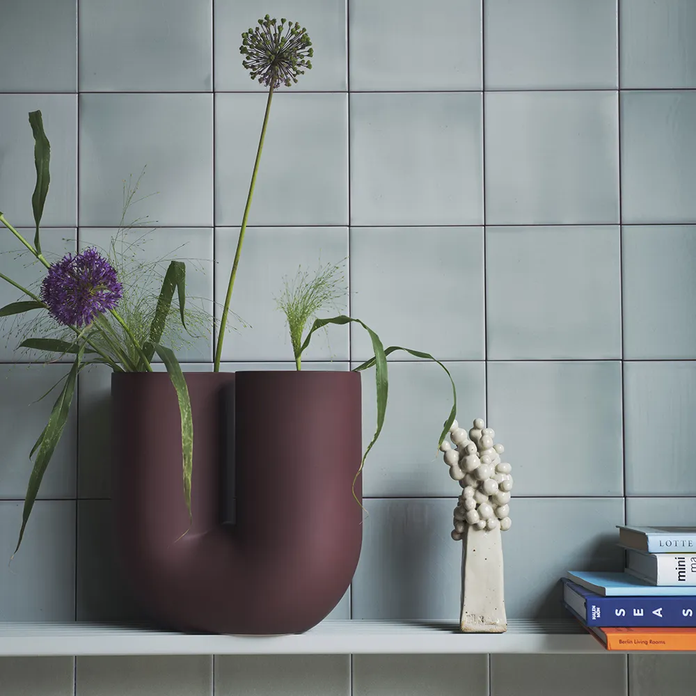 Kink Vase H: 26 cm - Dyb rød