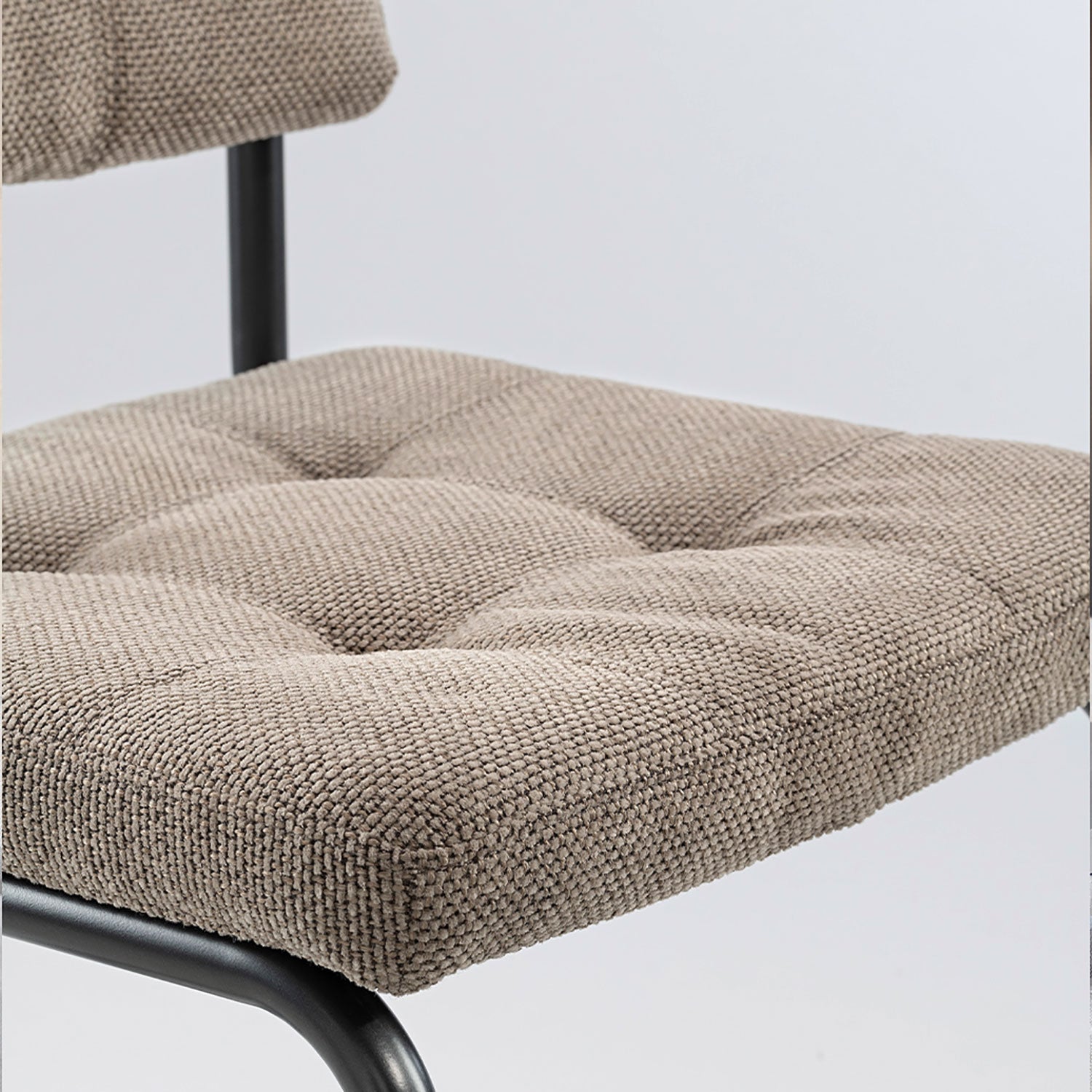 Carlos Spisebordsstol Quiet Liver Artwood