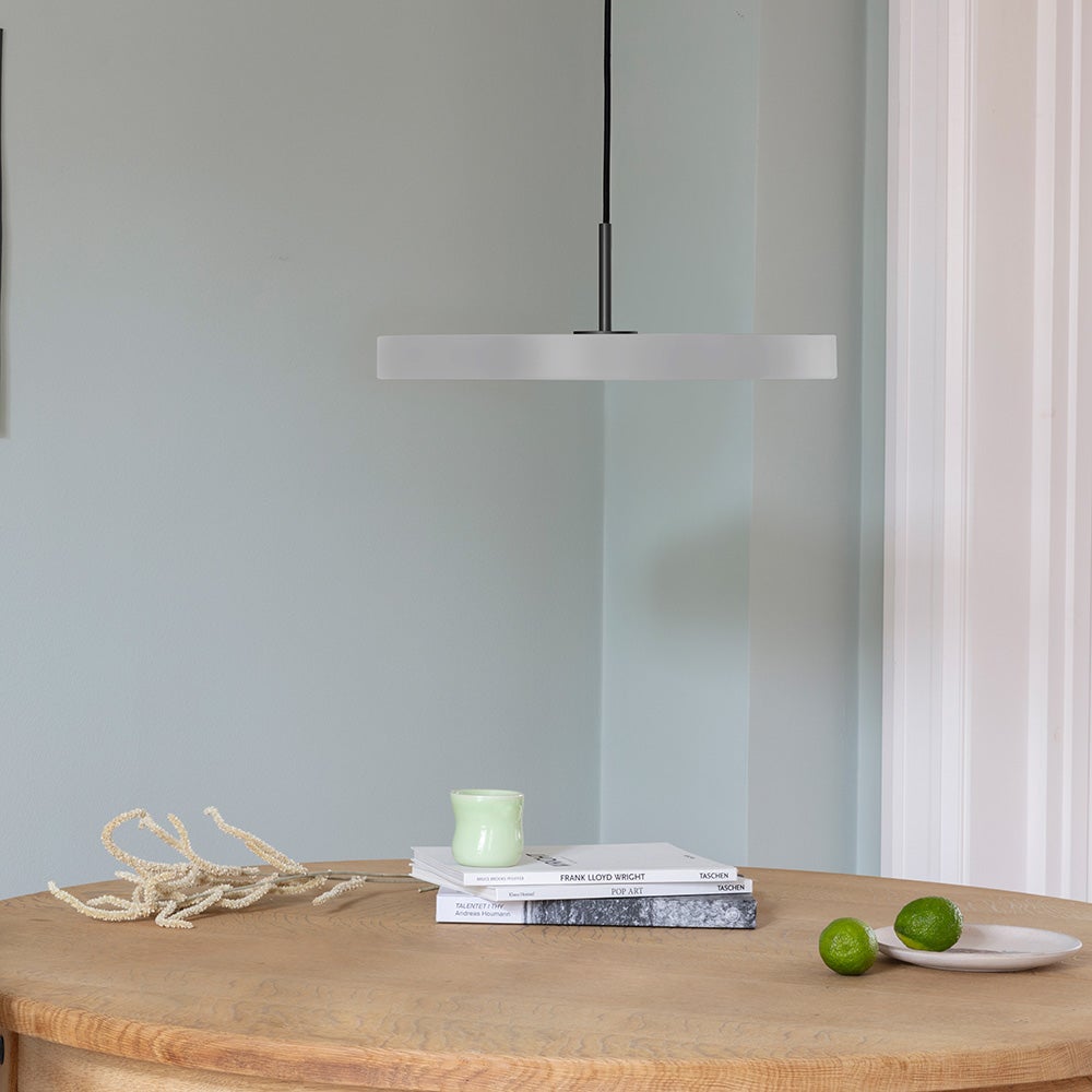 Asteria Medium Loftlampe Ø43 cm Nuance Mist/Sort