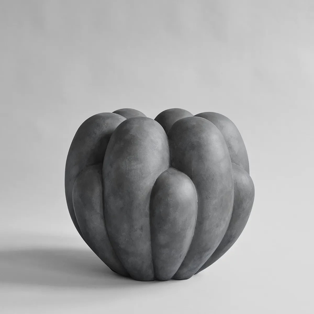 Håndlavet vase Bloom Big Dark Grey H44 cm