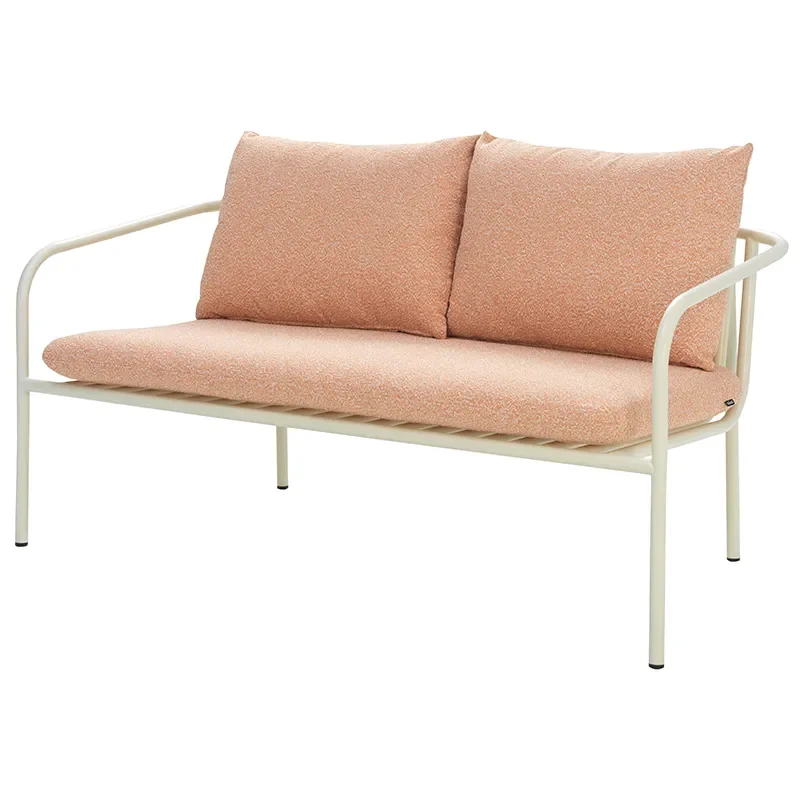 Brafab, Bendt sofa Pearl White / Teddy Orange