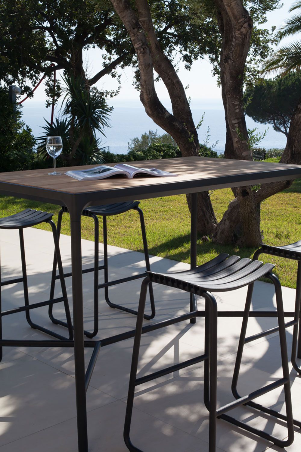 Four barbord 160x90 cm sort aluminium