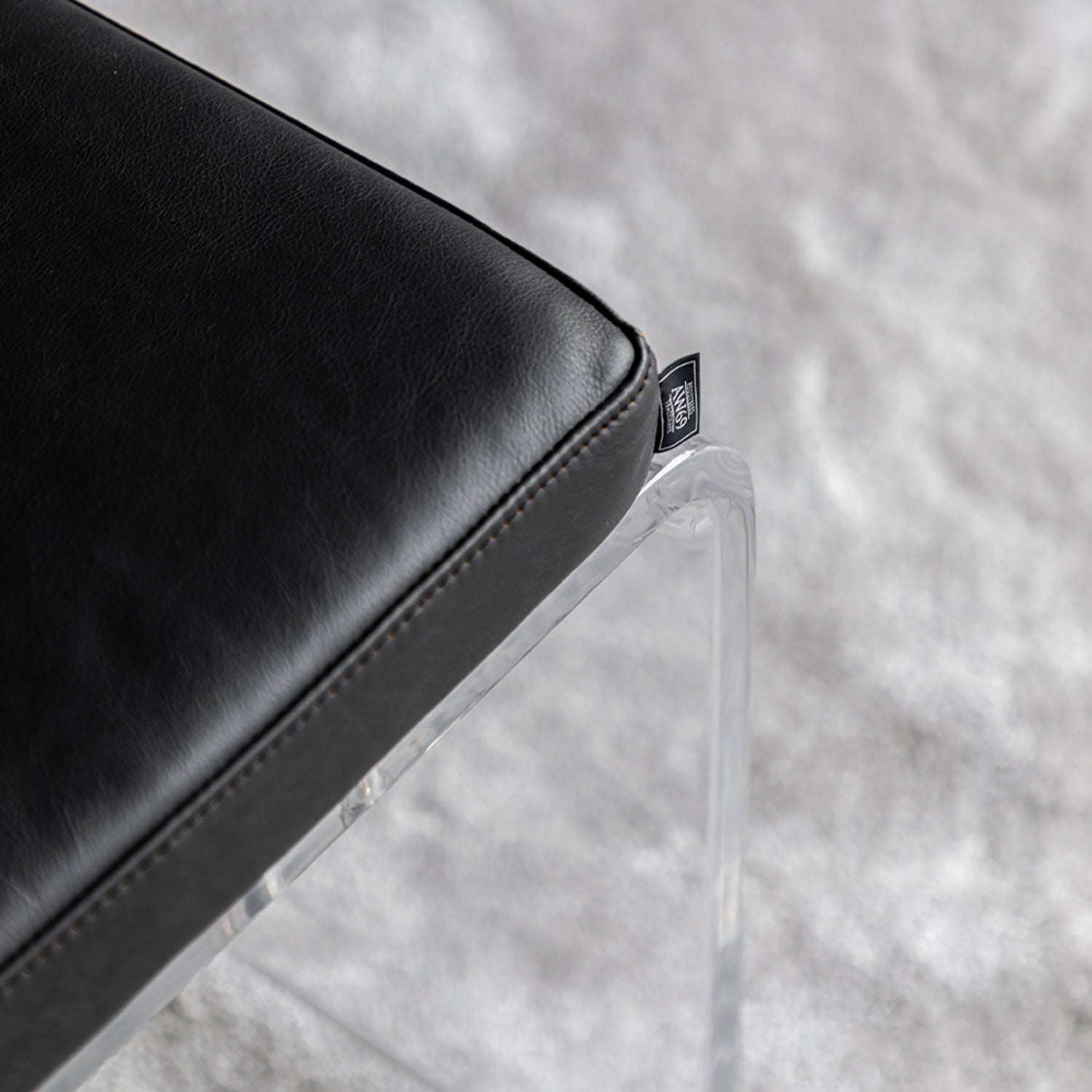 Robby Fodskammel Plexiglas/Mountain Black Artwood