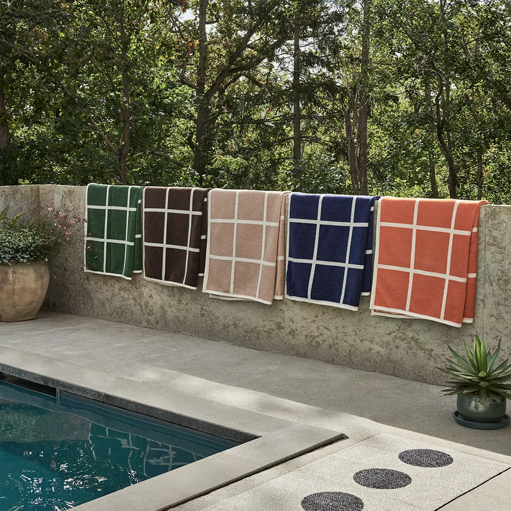 Vævet plaid i lammeuld Criss Dark Blue