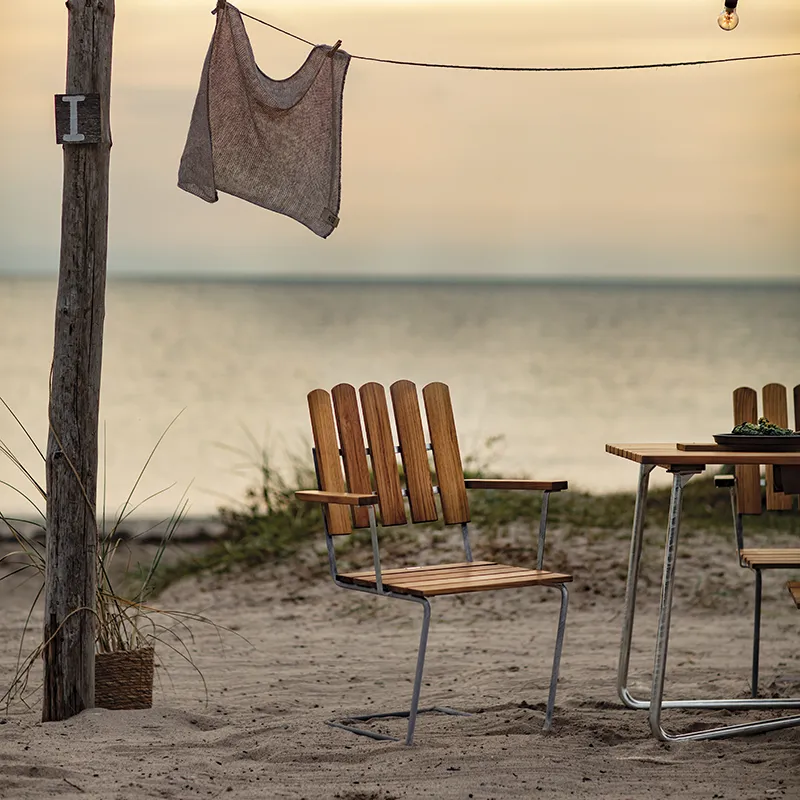 A2 Lænestol Olieret Eg Grythyttan Stålmöbler