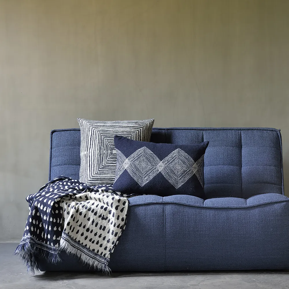 Linear Diamonds Pude 40x60 cm