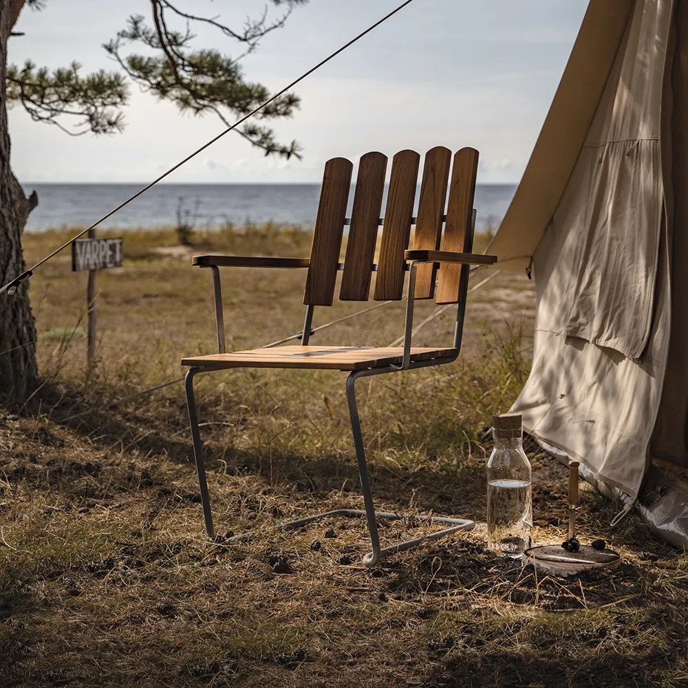 A2 Lænestol Ubehandlet Teak/Varmgalvaniseret Understel Grythyttan Stålmöbler
