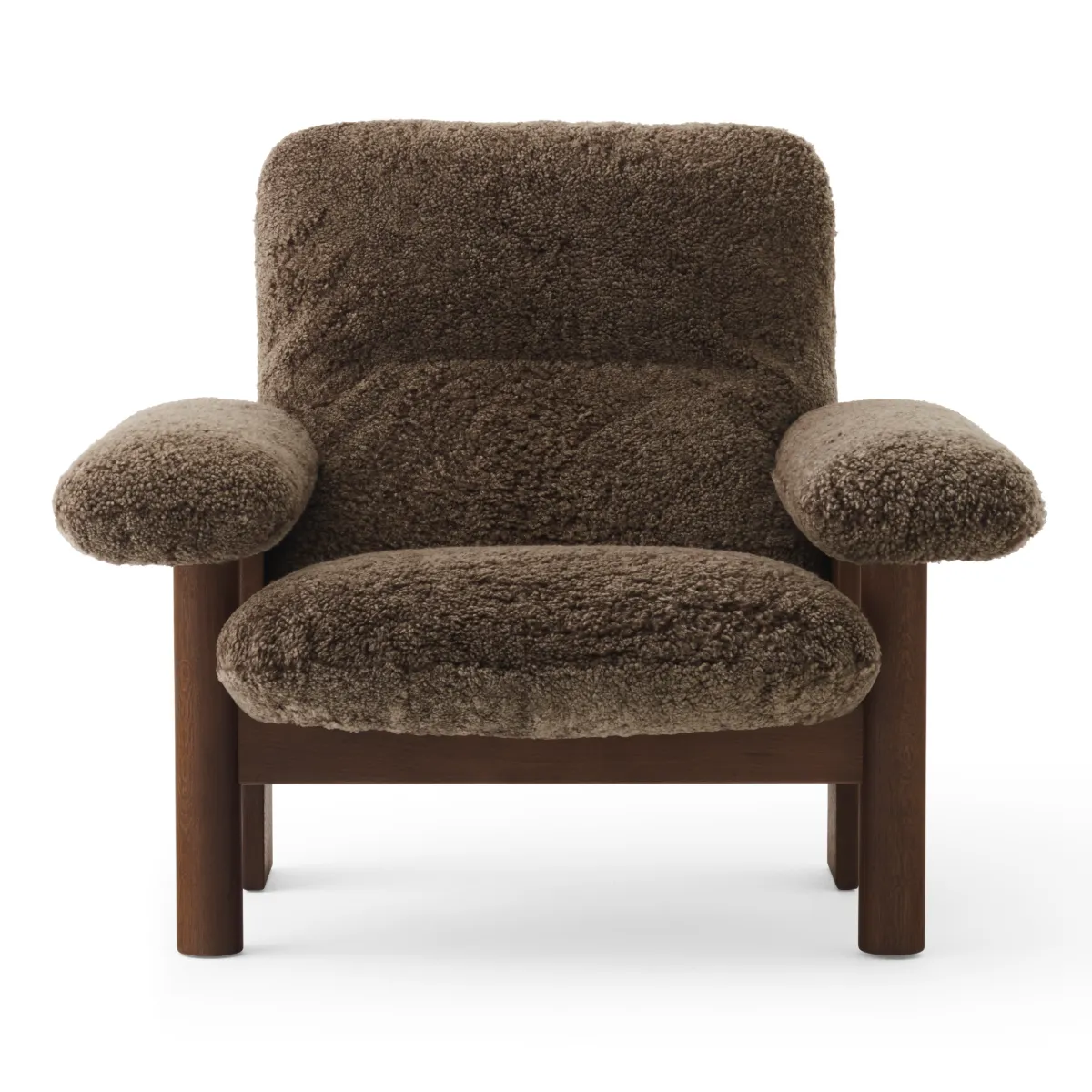 Brasilia loungestol helbetrukket høj ryg firbenet stel massiv valnød Sheepskin Nevotex Root