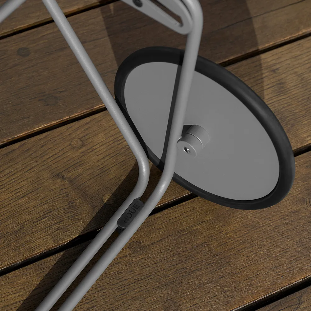 Click Adjustable chaise longue Beige. Frame: Grey