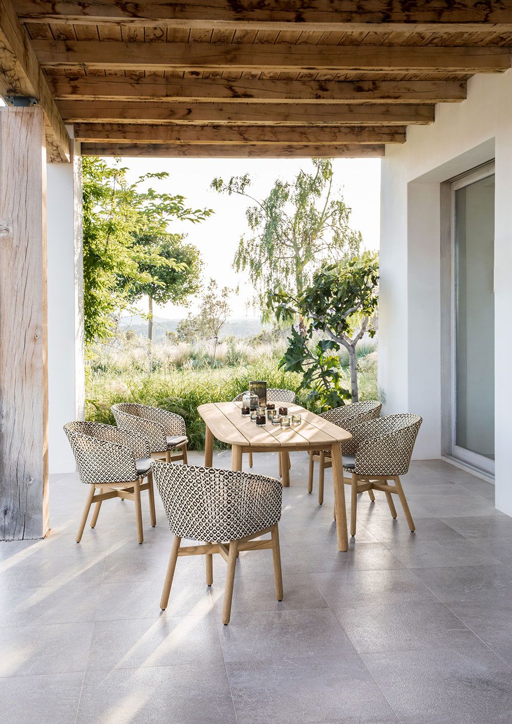 MBRACE spisebord 270 x 90 cm 