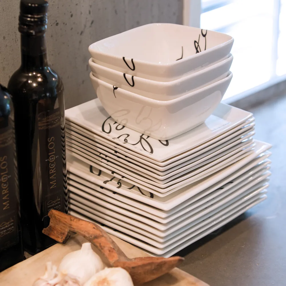 Buon Appetito firkantet tallerken 22 x 22 cm