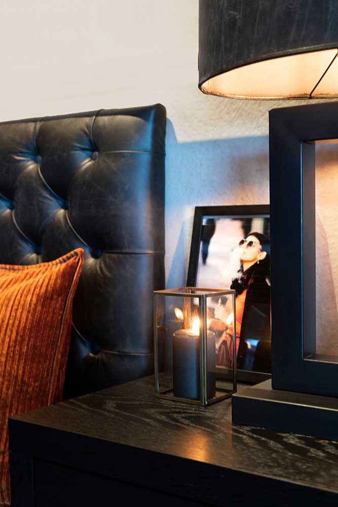 Vienna Sengegavl 90x140 Sort Læder Artwood