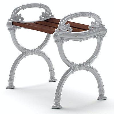 Byarum skammel ender: natur / træ: brunbejdset fyr