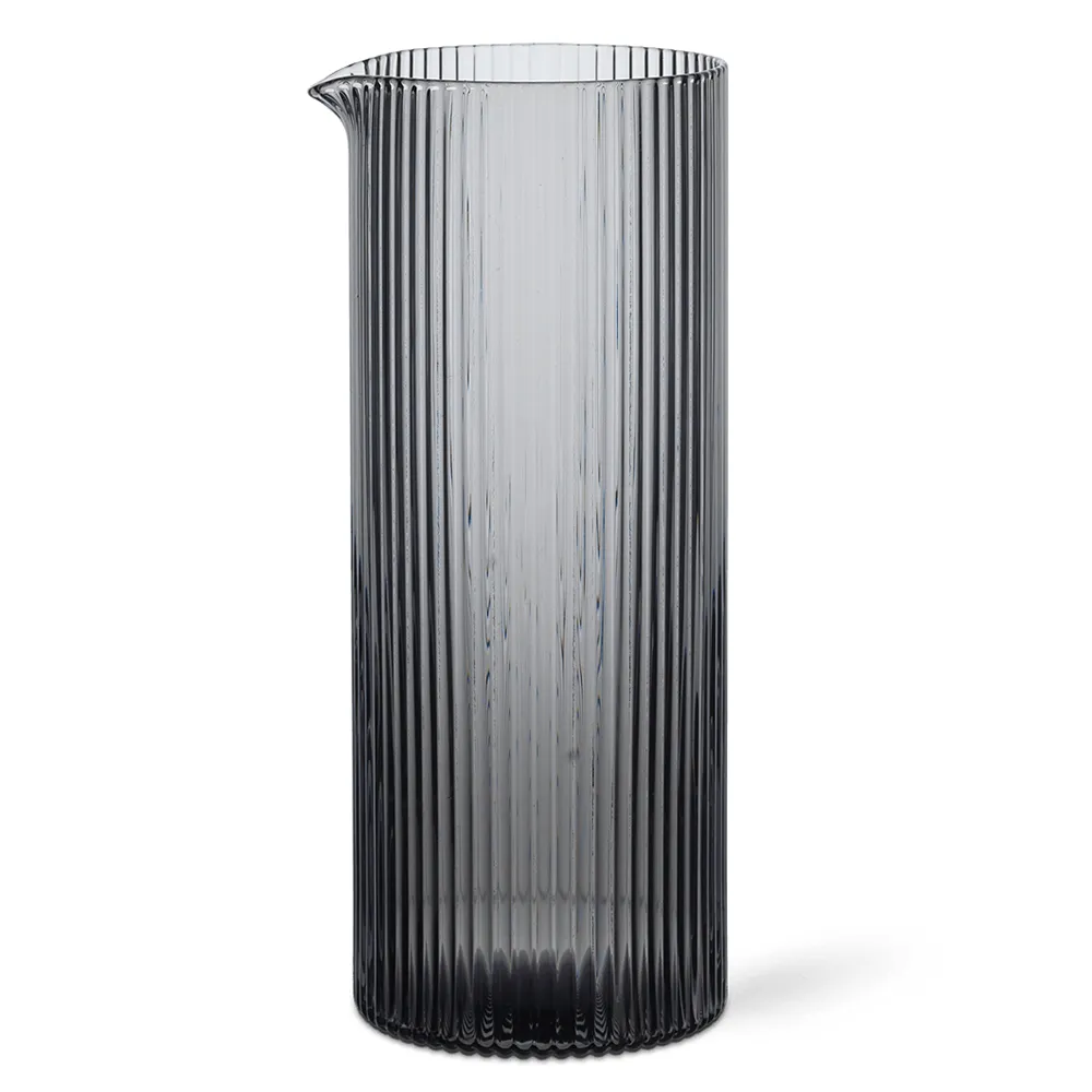 Ferm Living Ripple mælkekande 40 cl Smoked grey