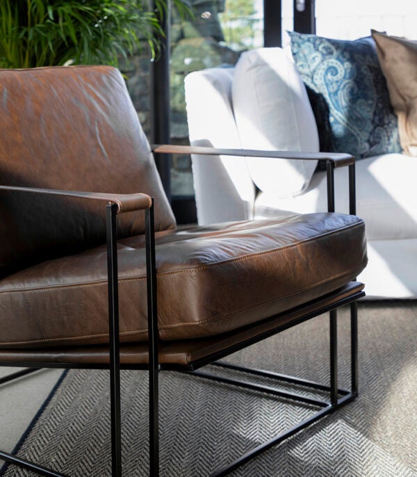 Bellagio Lænestol Chocolate Brown Artwood