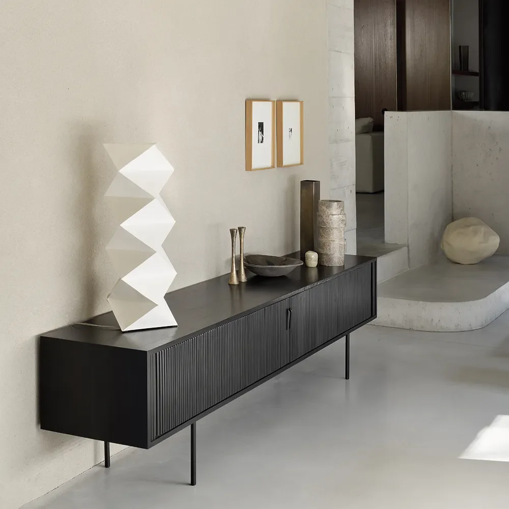 Roller Max TV-bænk 45x242 cm