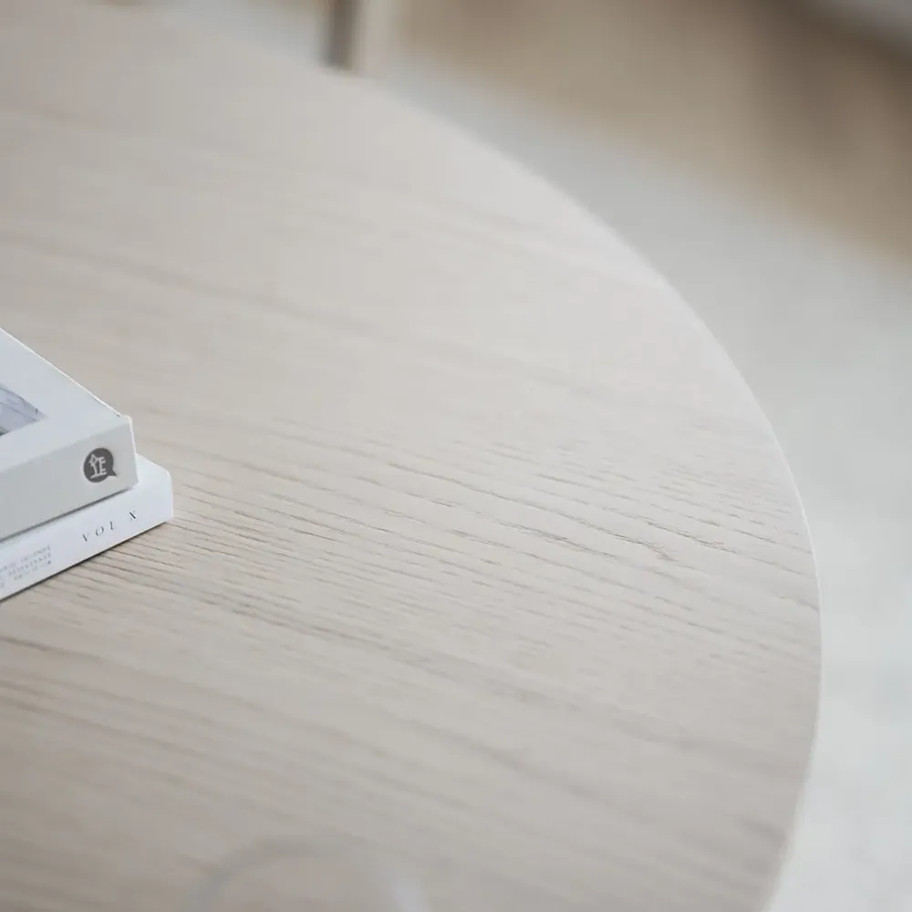 Yumi spisebord Ø115 cm hvidpigmenteret eg