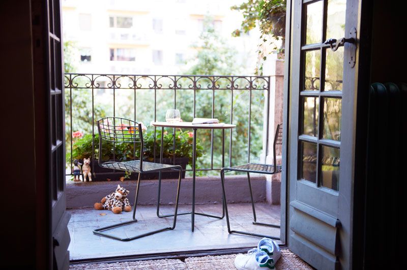 Bord High Tech 60 Hvid Laminat/Sort Understel Ø60 cm Grythyttan Stålmöbler