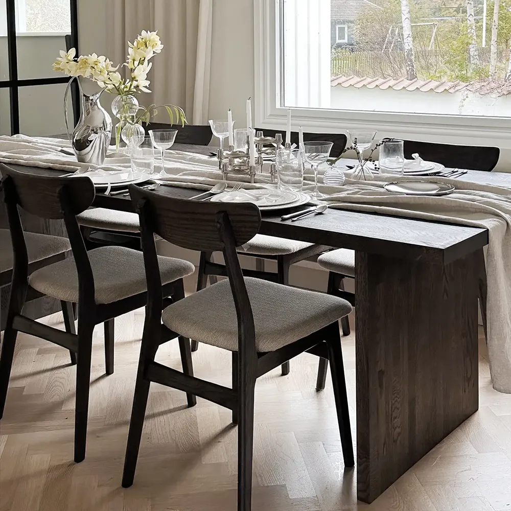 Emmett Spisebord 240 Brun eg