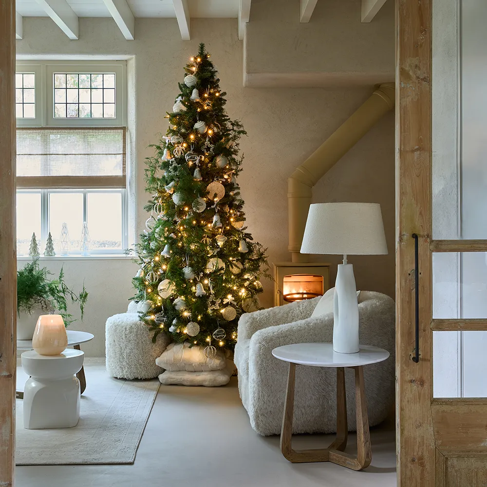 Fotpall Bowery White Lion