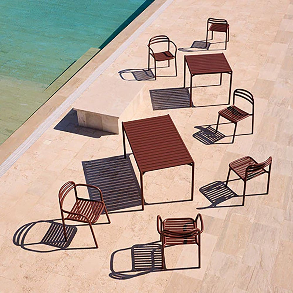 Bliss spisebord inkl. to stole med armlæn - Sand aluminium