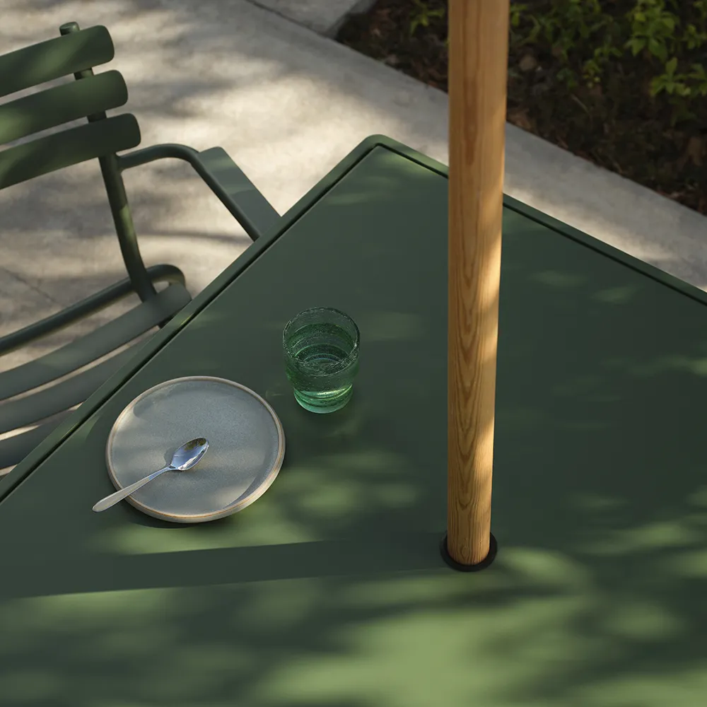 ALUA Lænestol 
olivengrøn