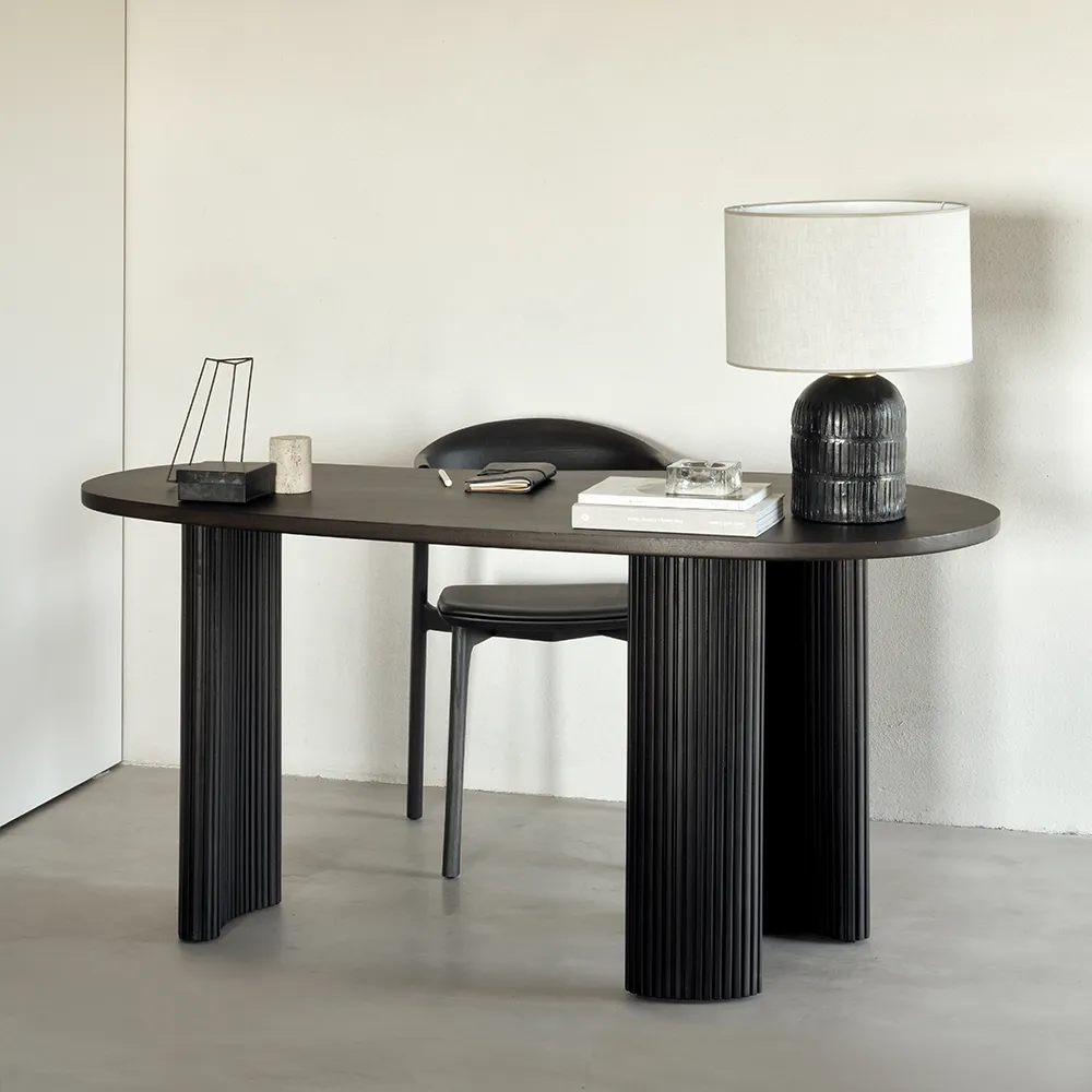 Boomerang Skrivebord 160x83 cm