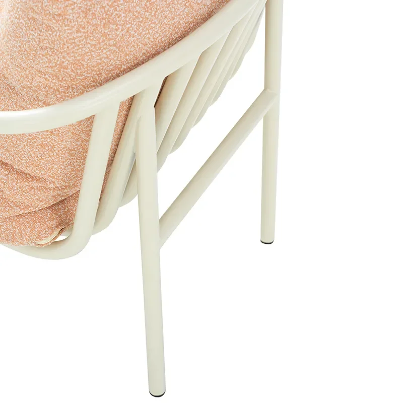 Bendt lænestol Pearl White/Teddy Orange