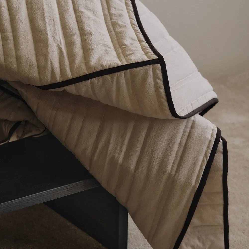 Sengetæppe i økologisk bomuld Vari Double