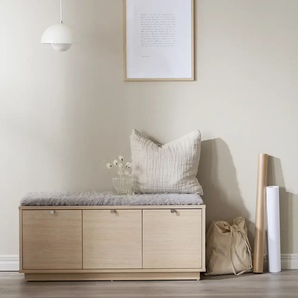 Confetti opbevaringsbænk hvid pigmenteret eg/fåreskind-look