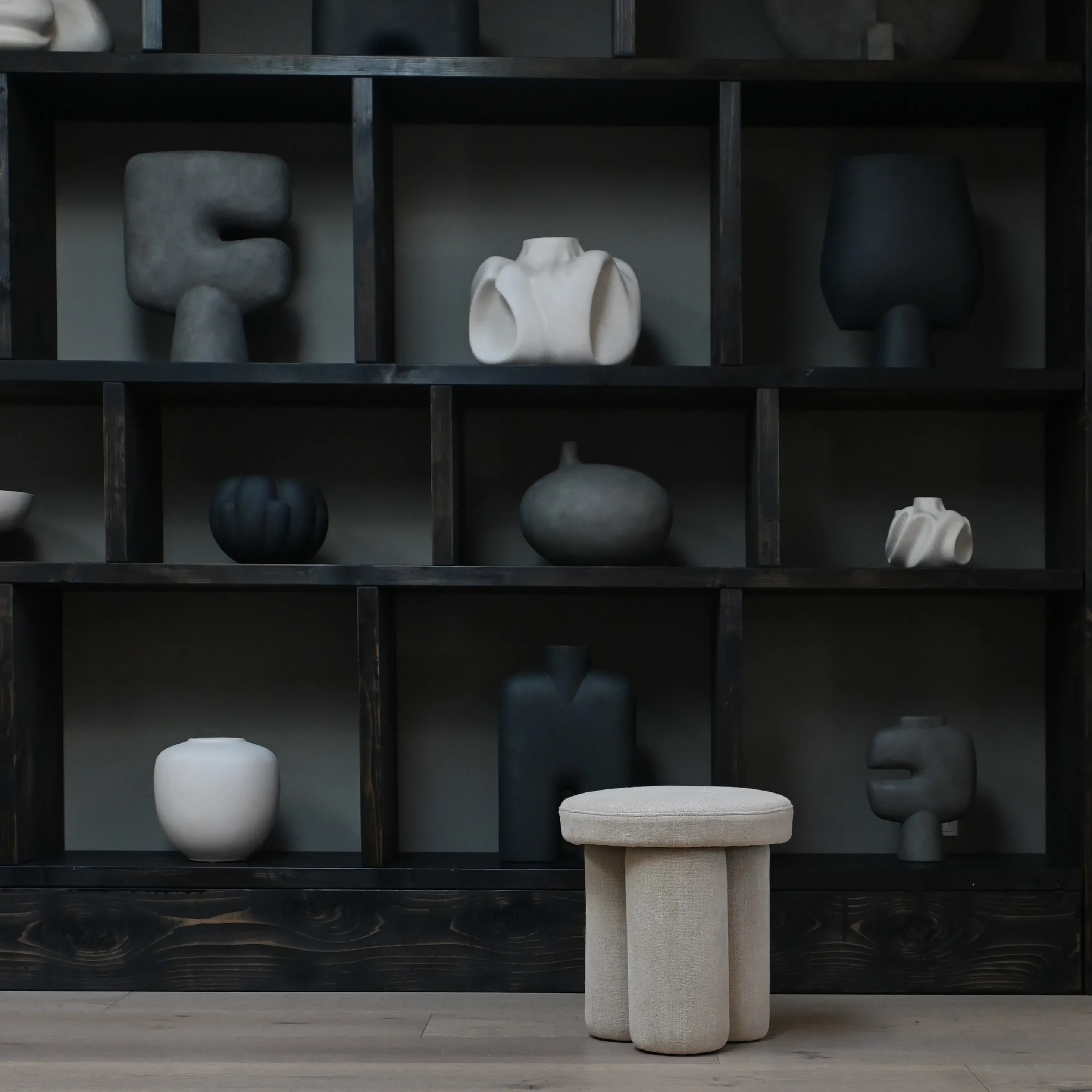 Big Foot Stool - Linen