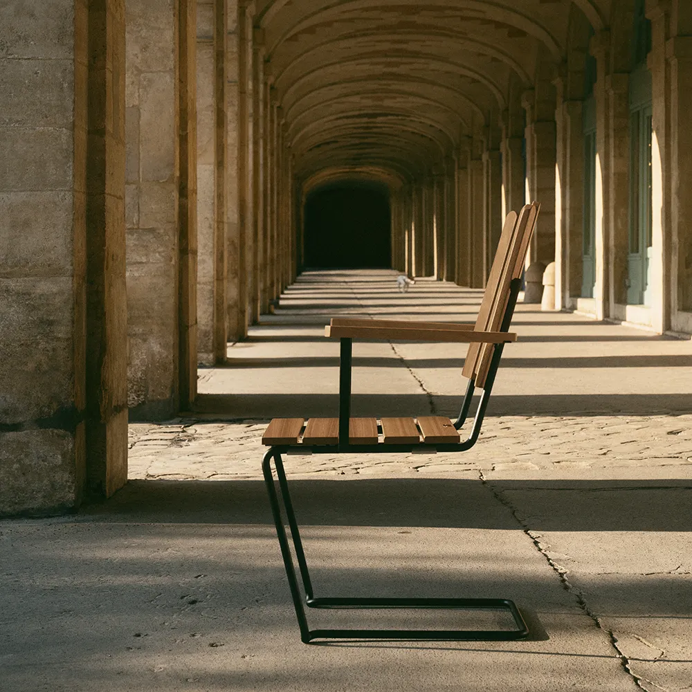 A2 Lænestol olieret eg / sort stel