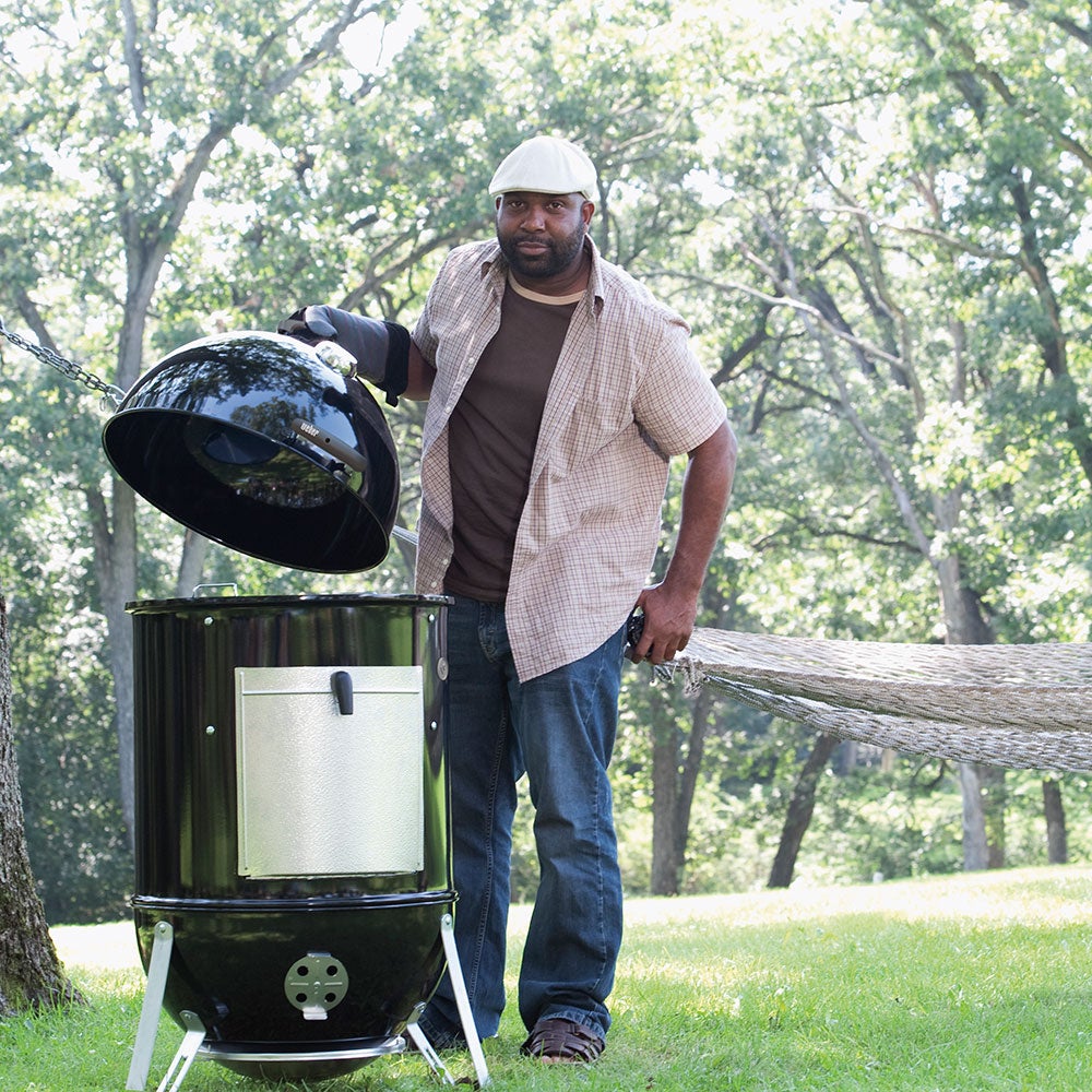 Smokey Mountain Cooker 57 cm Sort Støbejern Weber