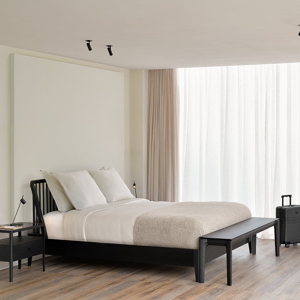 Spindle Sengebord Sort eg