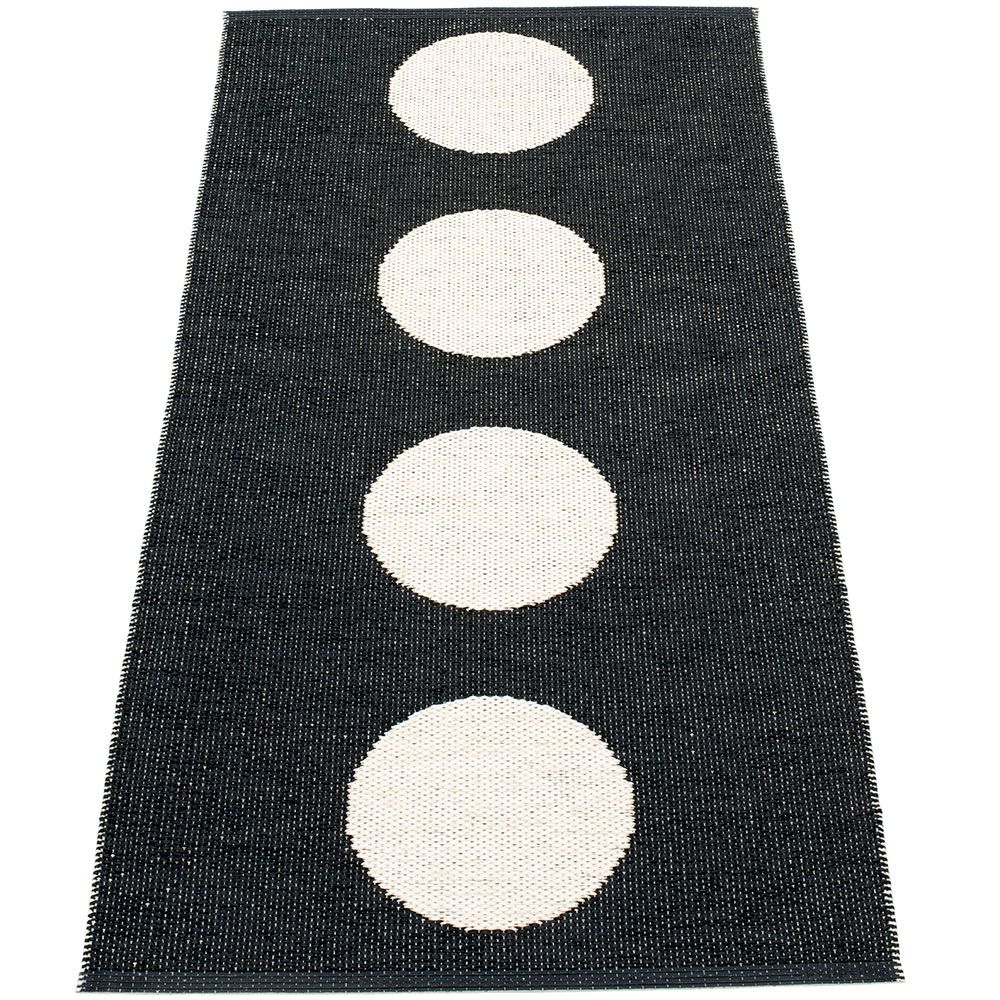 Pappelina, Vera tæppe 70x150 cm black/vanilla