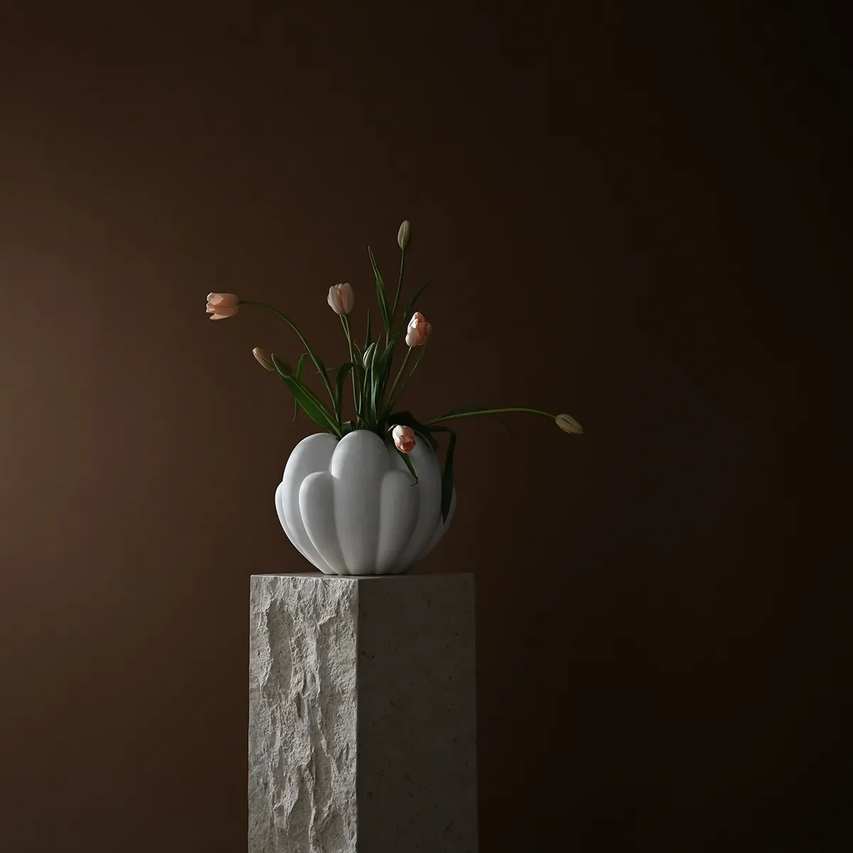 Håndlavet vase Bloom Mini Bone White H27 cm