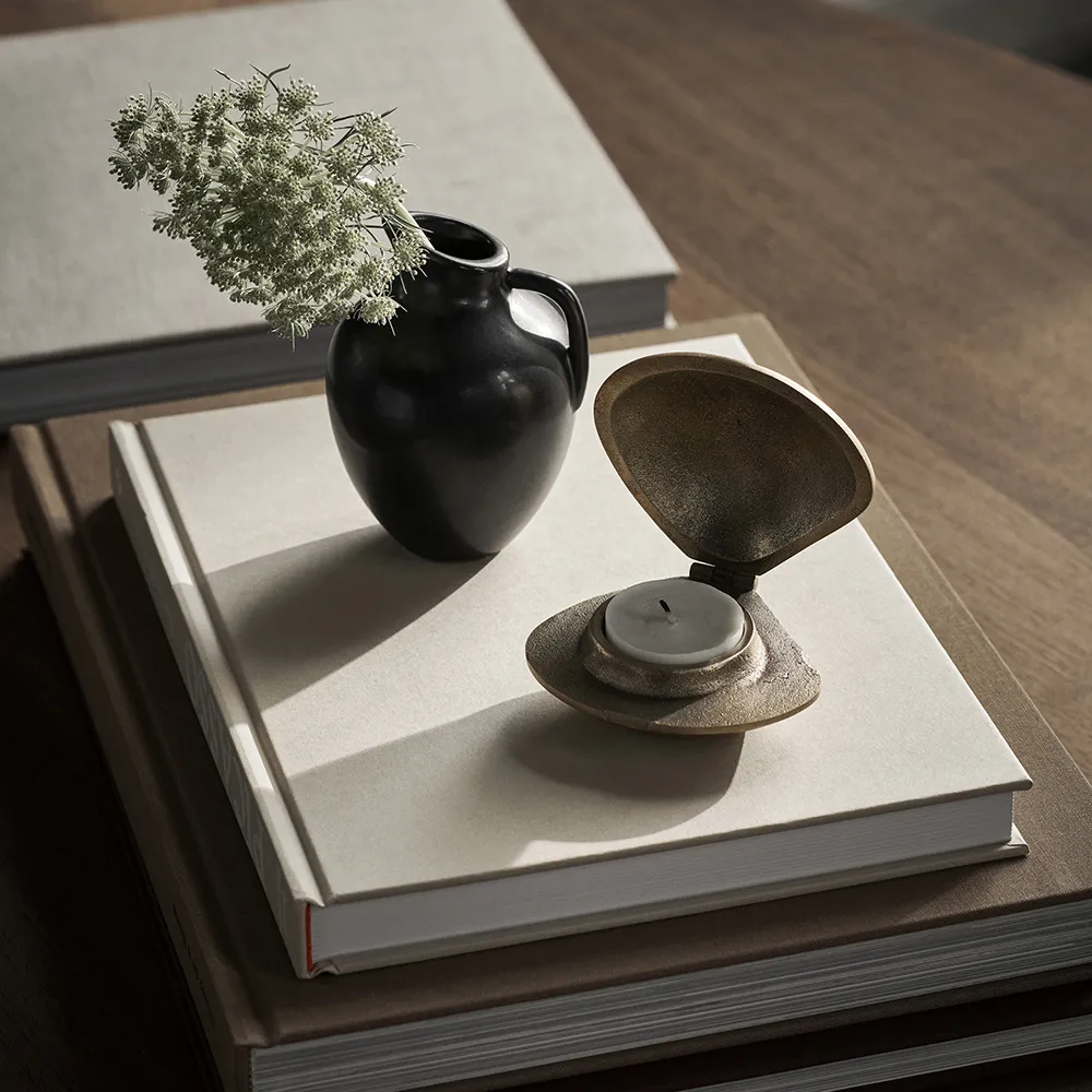 Lysestage Clam i messing