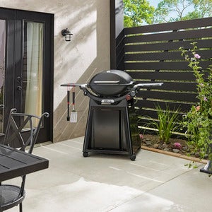 Q3200N+ gasgrill med premium-vogn