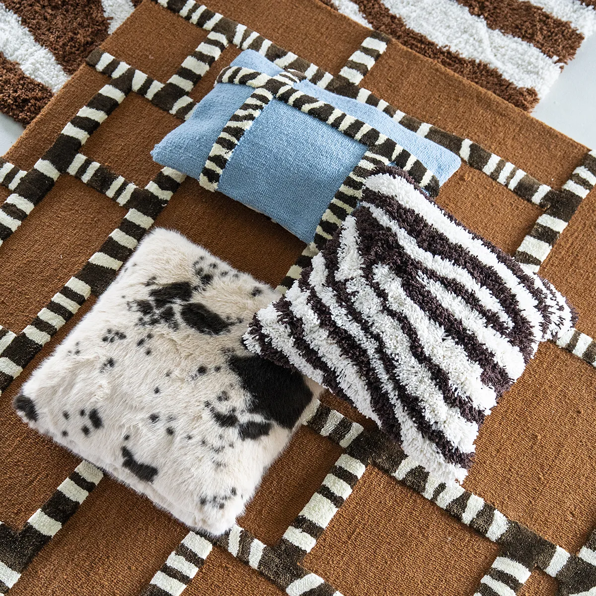 Pyntepude Marty Zebra Brown