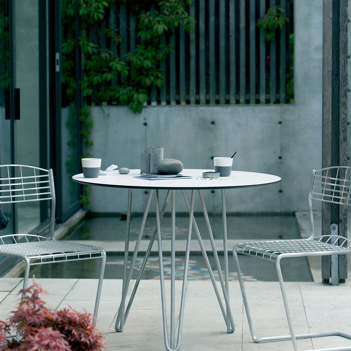 Grythyttan Stålmöbler High Tech Spisebordssæt Ø90 cm Sort