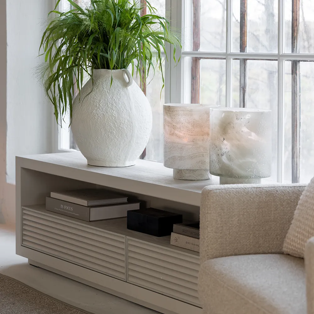 HAYDEN mediebænk-Ivory tåge